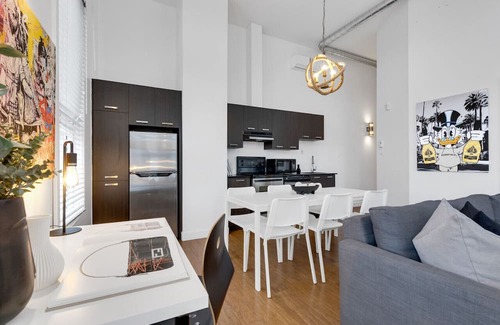 Milton Park Apartment | Liv MTL Main-303 Spacious 2BR + Mezz Suite No Fees