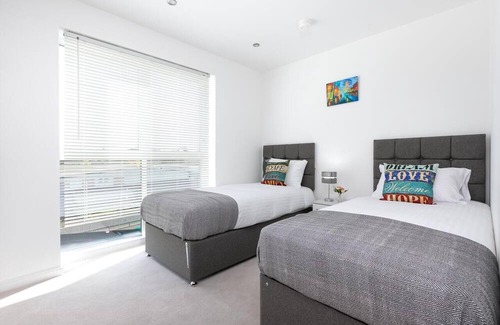 Stratford Apartment | London Olympic View Apartment