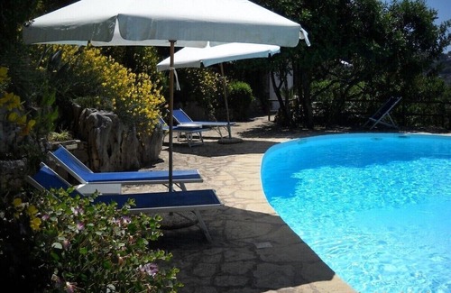 Anacapri Cottage | Peaceful Capri Garden Studio Villa with superb swimming pool and views