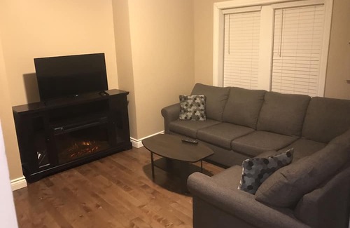 Downtown Niagara Falls House | Great location! Great One of A Kind Group Getaway!