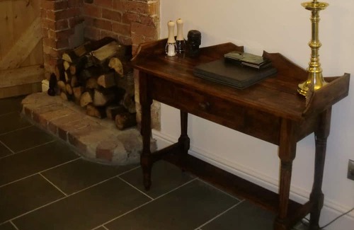Hognaston Cottage | Station Cottage, a Stunning Cottage With A Wealth Of Character And Charm