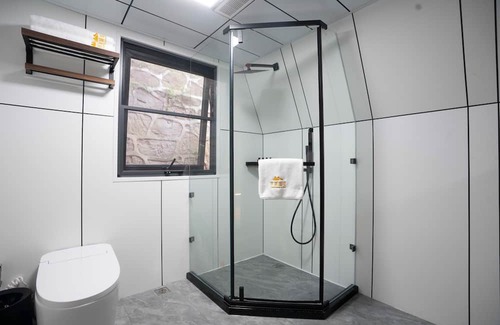 Dujiangyan Bed & Breakfast | Verdant Haven