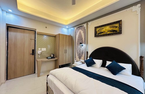 Sikar House | Knight Oasis