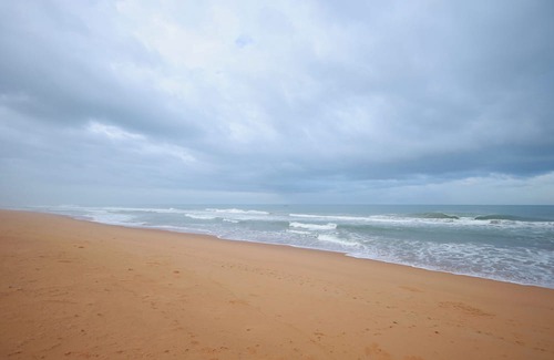 Vettutura Resort | Clifinn Wellness Beach Resort