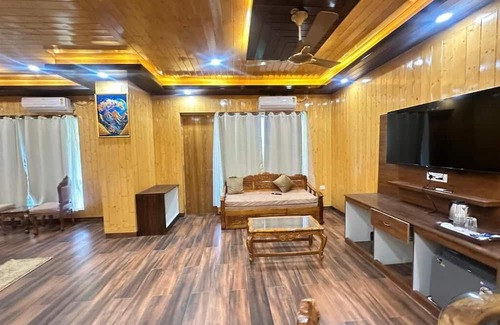 Chail Hotel | The Chail Pine Orchard Resort