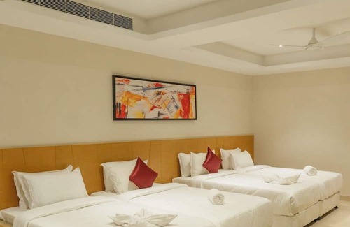 Bapatla Hotel | Golden Sands - By The Bay Resorts