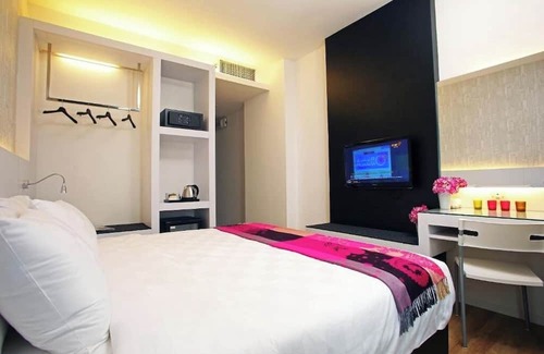 Kampung Puah Seberang Hotel | Cairnhill Hotel Kuala Lumpur