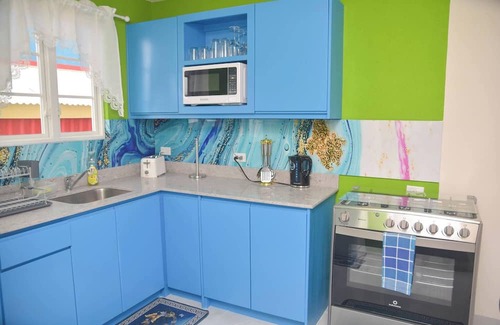 Ivy Apartment | Grateful 3bd A by Zenbreak