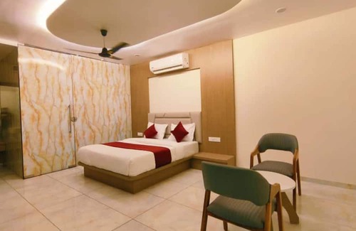 Waghoriya Hotel | Divydrashti Resorts