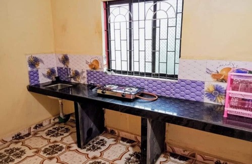 Cola Hotel | Vailankani guest house