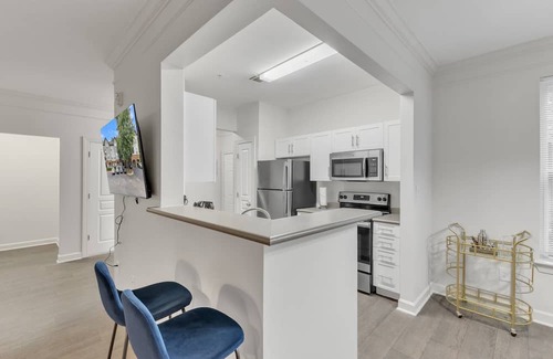 Southwest Raleigh Apartment | Upscale 2BR Suite Mins Downtown Raleigh