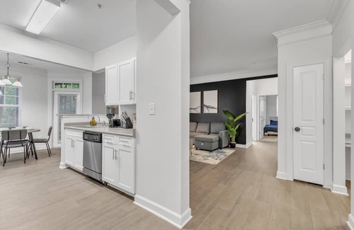 Southwest Raleigh Apartment | Upscale 2BR Suite Mins Downtown Raleigh