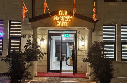 Endlebury Hotel | Old Ridgeway Hotel