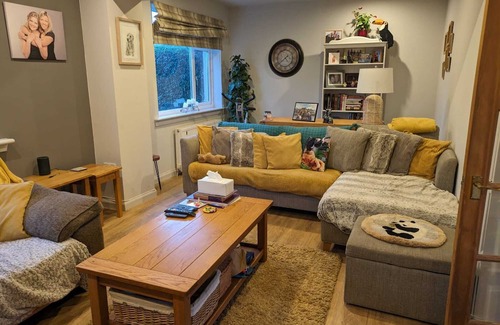 Currie Bed & Breakfast | Edinburgh Home from Home