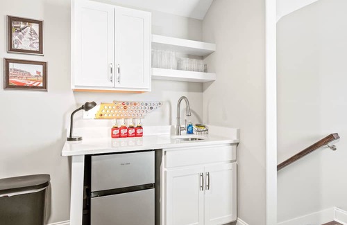 Clarksville House | Urban Rooftop of Downtown