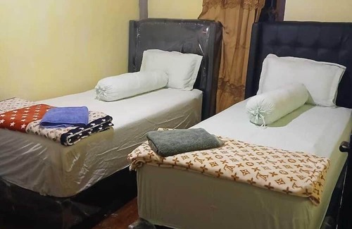 Nias Bed & Breakfast | KeyHole Surf House