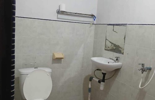 Nias Bed & Breakfast | KeyHole Surf House