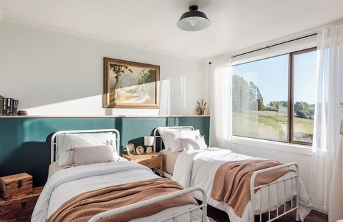 Yolla House | Arion Park