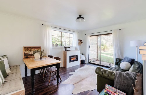 Yolla House | Arion Park