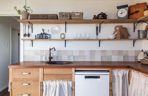 Yolla House | Arion Park