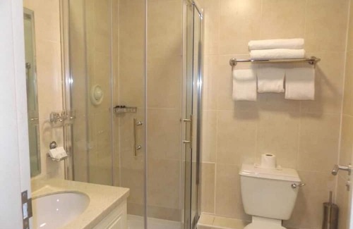 Douglas Hotel | The Village Hotel Douglas