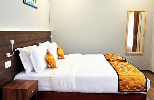 Phuntsholing Hotel | Laughing Lama Hotel Dewaling