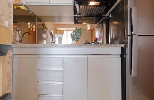 Depok Apartment | 2Br Apartment Connected To Mall At Cinere Bellevue Suites