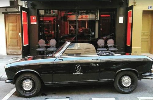 Saint-Germain-l'Auxerrois Apartment | Confidential Room 5, a Stone's Throw From the Louvre