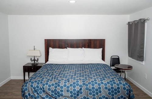 Monocacy Station Hotel | Rainbow Motel