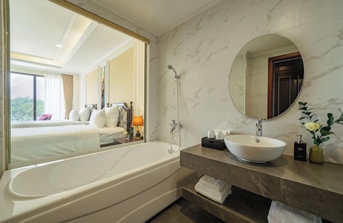 Kim Boi Hotel | Venusgiti Hot Spring Resort & Spa