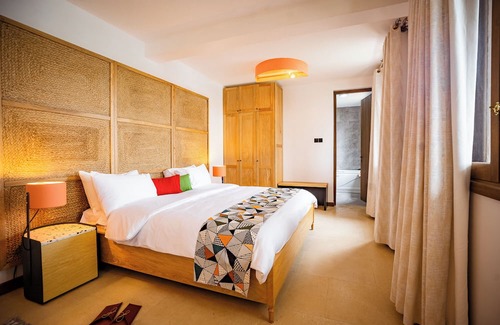 Fort Portal Cabin | Tabebuia Spa & Safari Resort