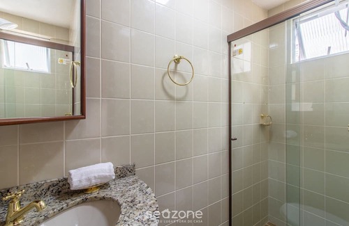 Centro Apartment | 3BR Apt w/Balcony 100m From Beach Evz0601