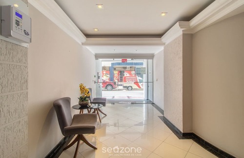 Centro Apartment | 3BR Apt w/Balcony 100m From Beach Evz0601