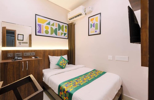 Triplicane Hotel | Treebo RKH Palace