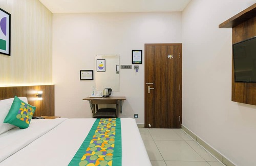 Triplicane Hotel | Treebo RKH Palace