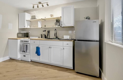 Huntsville Apartment | Huntsville Studio Modern Retreat Near Downtown