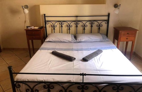 Racale Bed & Breakfast | ONE WAY ROOMS