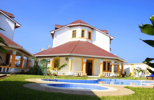Diani Beach Villa | Greenfield Villa M-diani