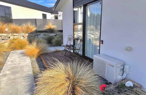 Lake Tekapo House | Alice Garden