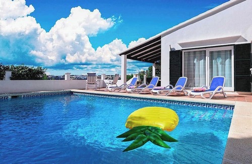 Cala Llonga Ski Chalet | Beautiful beachfront villa with pool & aacc