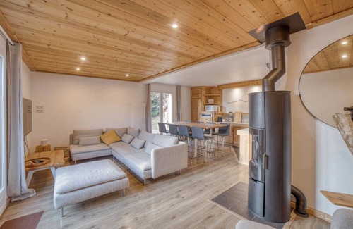 Passy Ski Chalet | Chalet in the heart of the Mont Blanc region. Pets welcome!