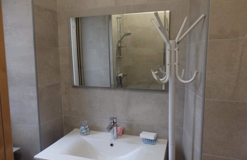 Arnouville-les-Mantes Cottage | Gite Arnouville-lès-Mantes, 3 bedrooms, 4 persons