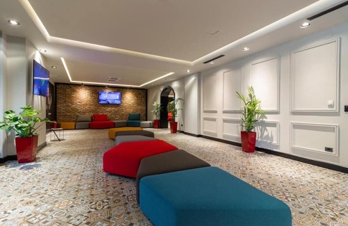 Centar Hotel | Next Door Park