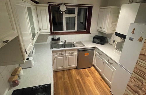 Lee Green House | Hither green house n3 large room to 5 people