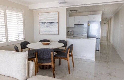Narrabeen Apartment | Point Blank - Direct Beachfront
