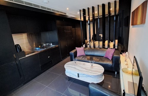 Canary Wharf Apartment | Luxury Studio Flat in Canary Wharf