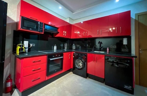 Saada Apartment | Studio with swimming pool and private parking near the Opera House
