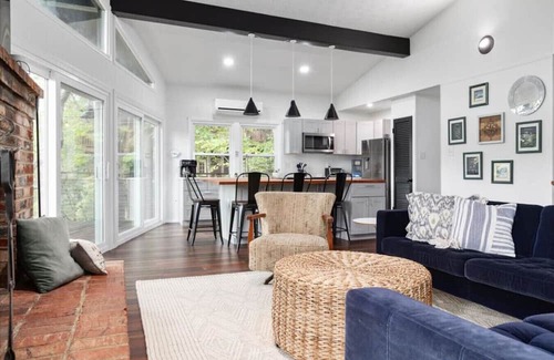 Basye House | New Listing! Bryce Resort - The Hillside Hideaway