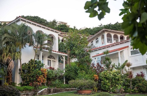Morne Rouge House | Deluxe Villa, 1BR at Mount Cinnamon, Ocean View, Personal Balcony Serenity