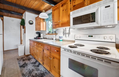 Woodlands Cabin | Lazy Bear Cabin